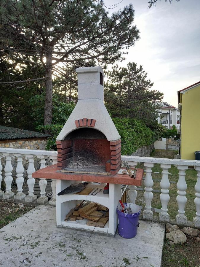 Apartman Bolob Baška Buitenkant foto