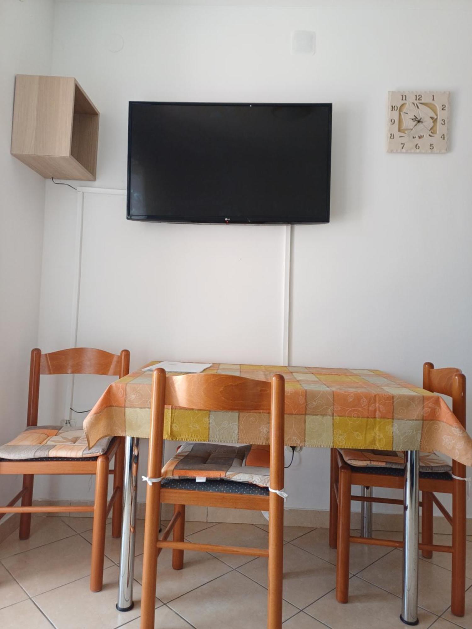 Apartman Bolob Baška Buitenkant foto